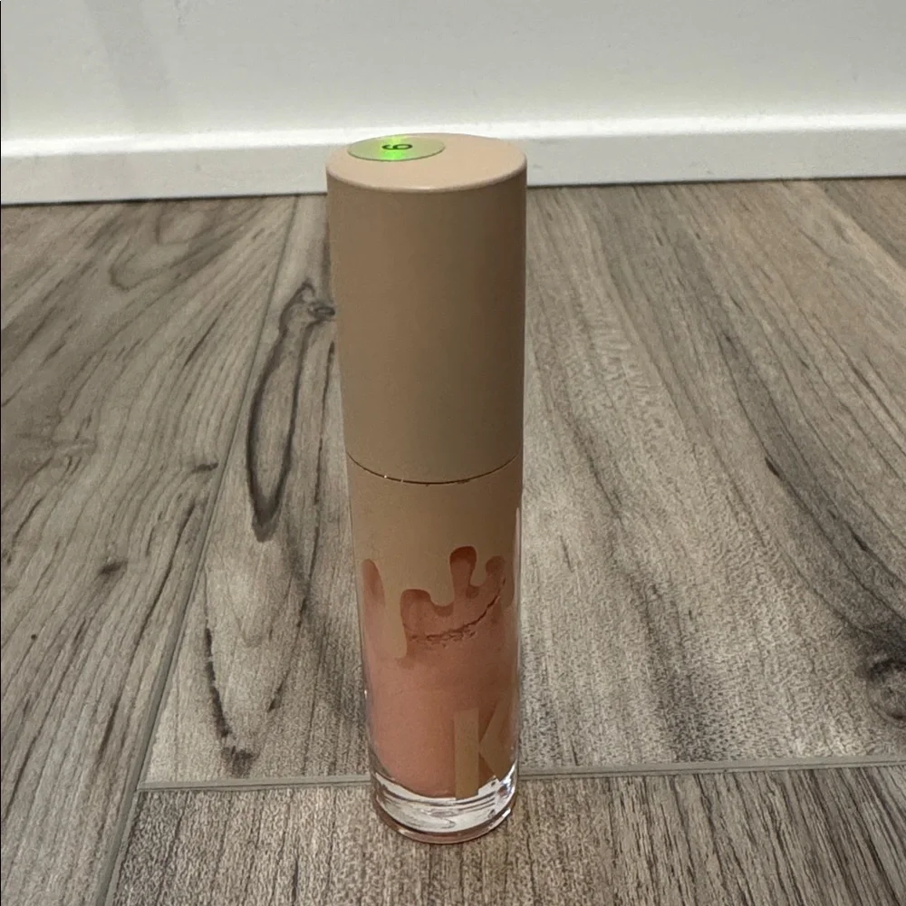 Kylie Jenner Santa’s Slay High Gloss 734